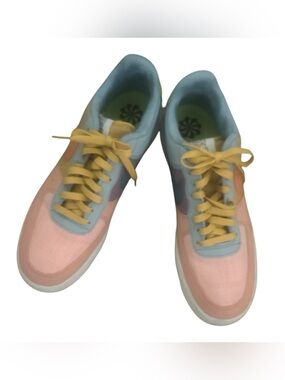 Nike. AIR Force1 07 LV8 “Sun Club” Size 11